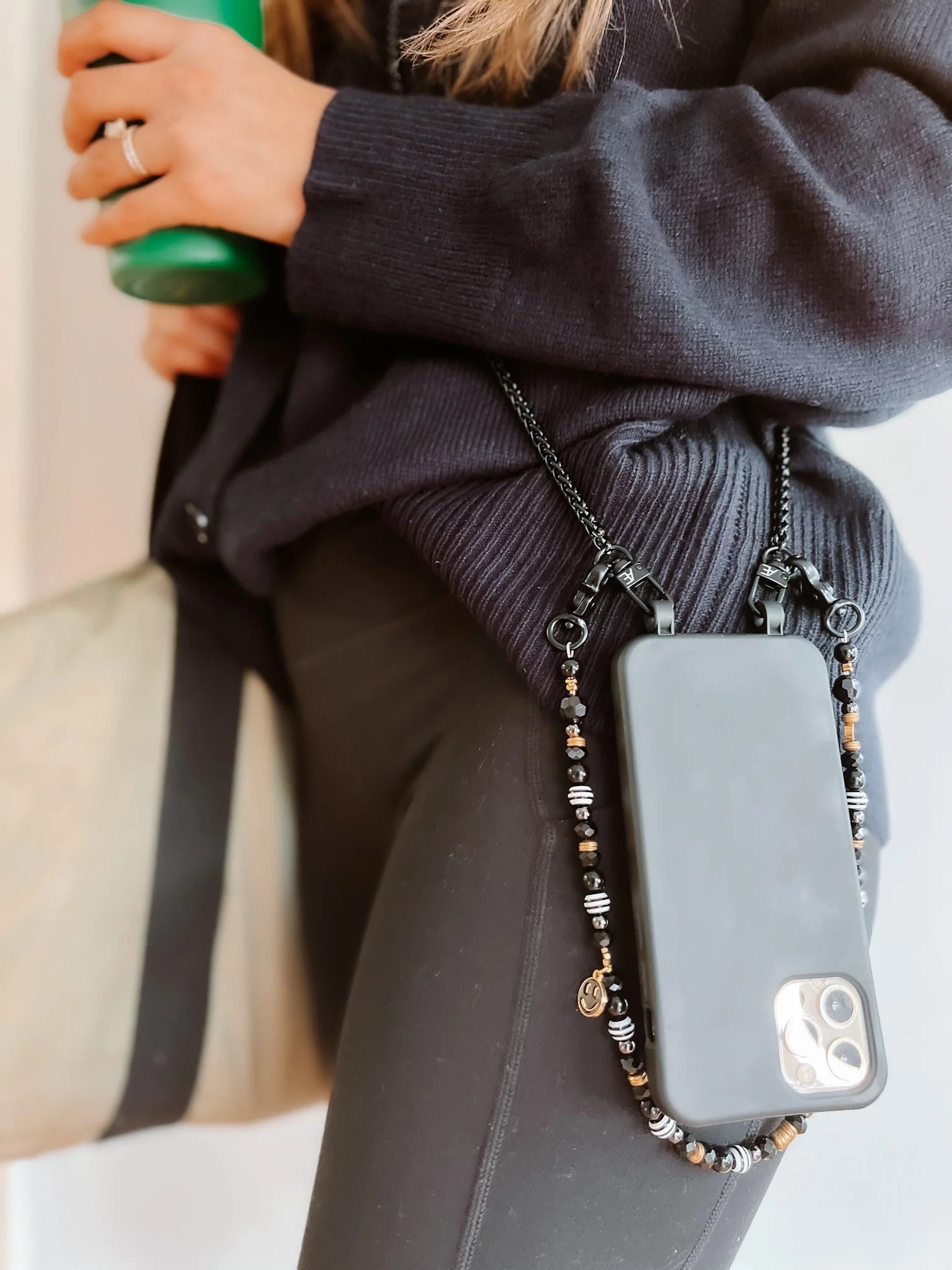 Black Phone Chain - Image 3