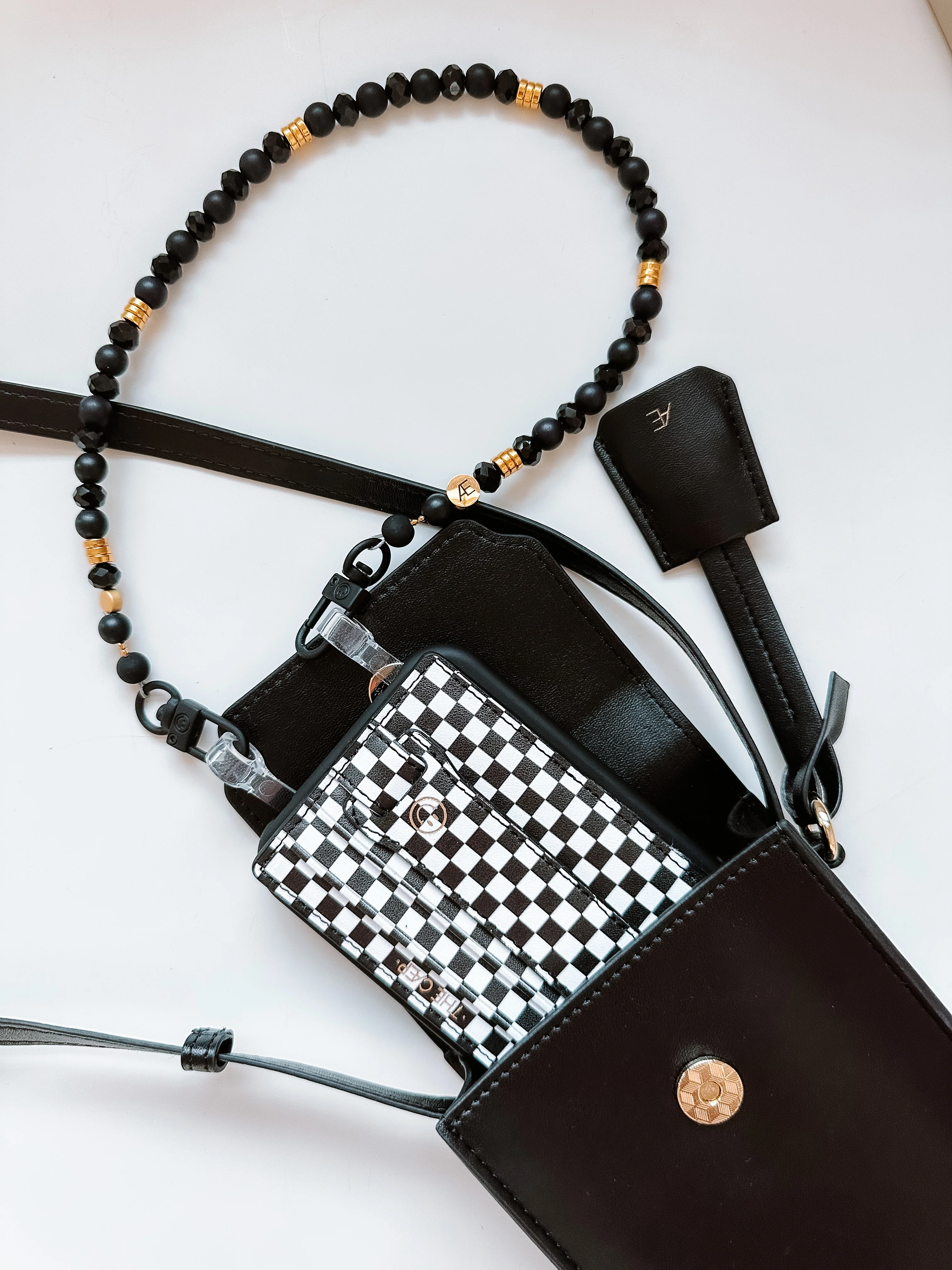 Black Checkered Hoop Phone Wallet - Image 5