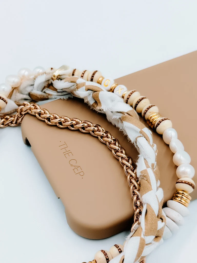 Bodhi Phone Wristlet - Image 4