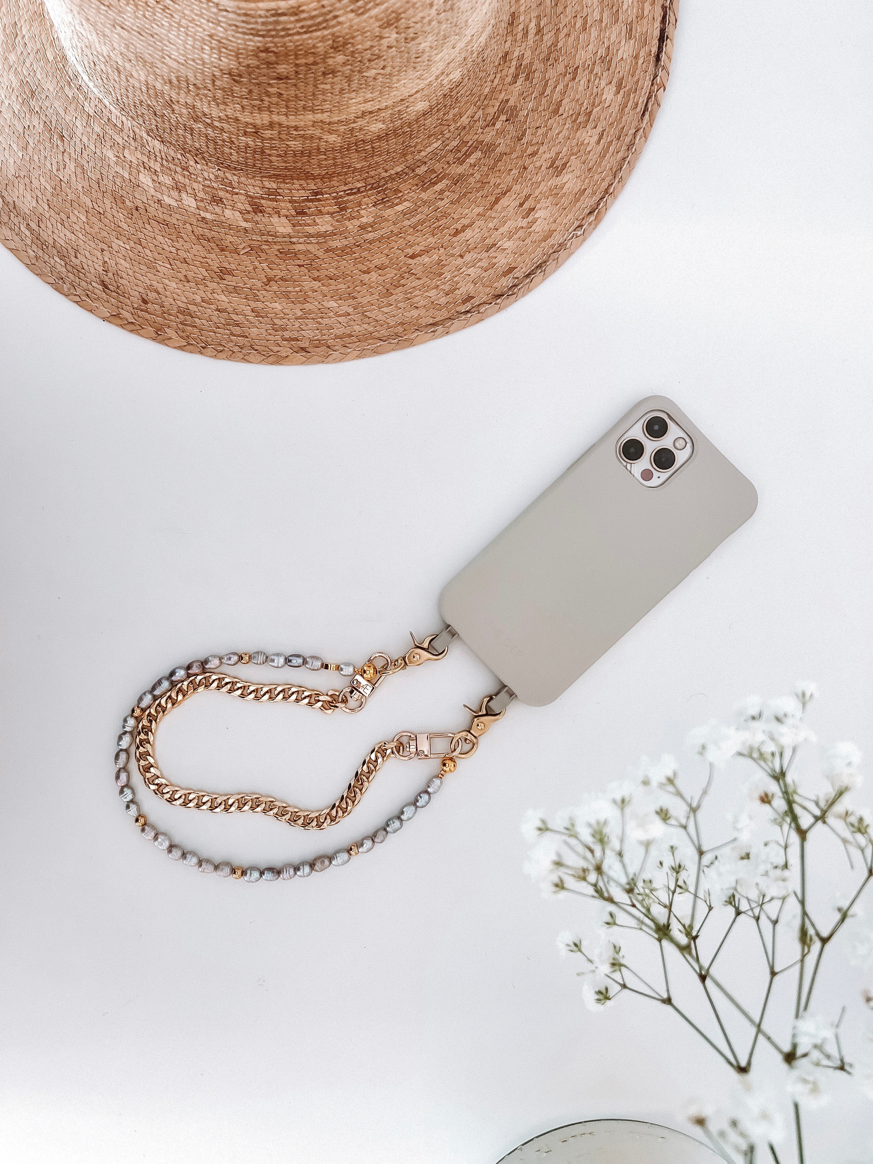 Dusk Minimal Phone Wristlet - Image 3