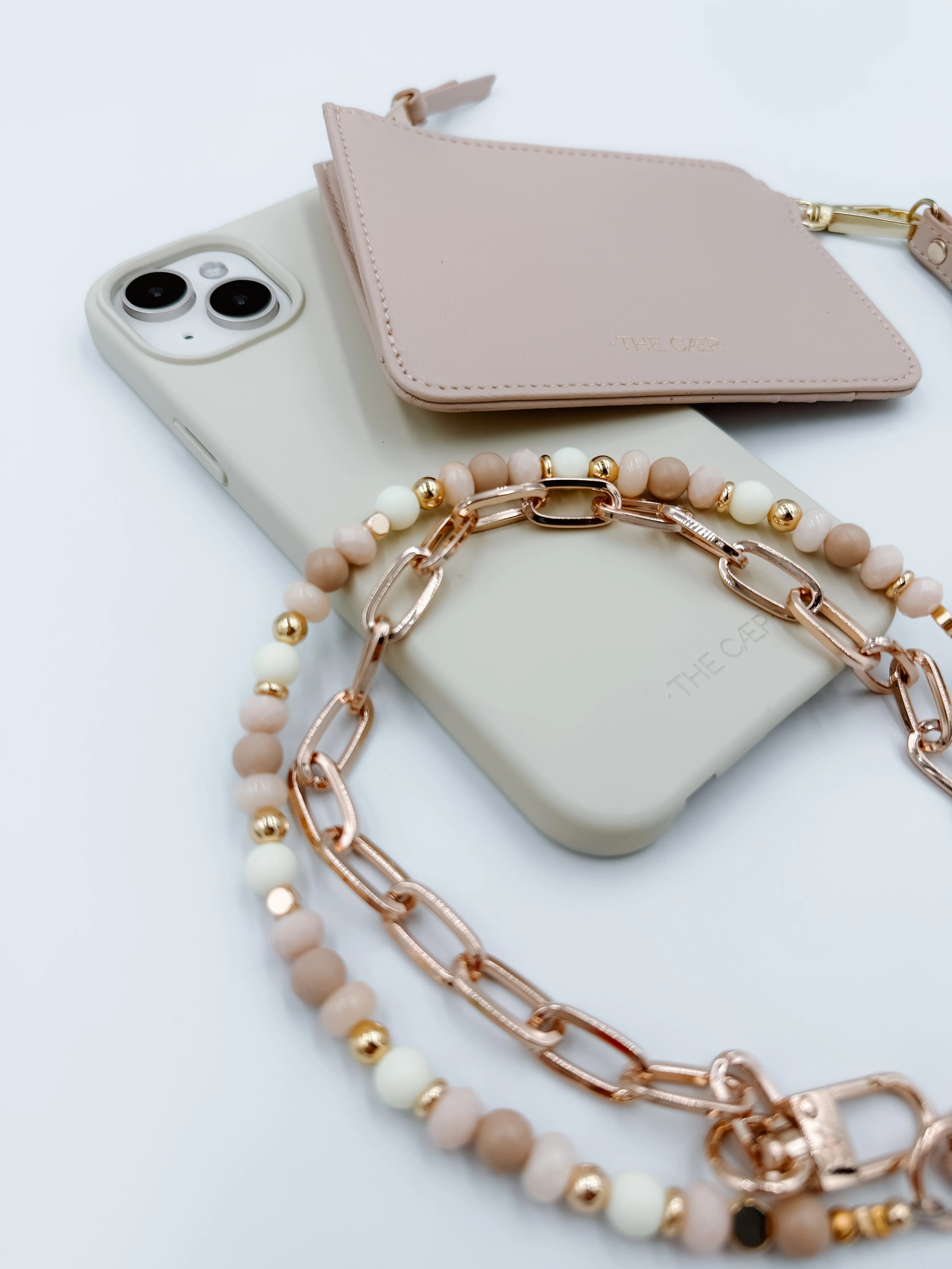 Hazel Phone Wristlet - Image 4