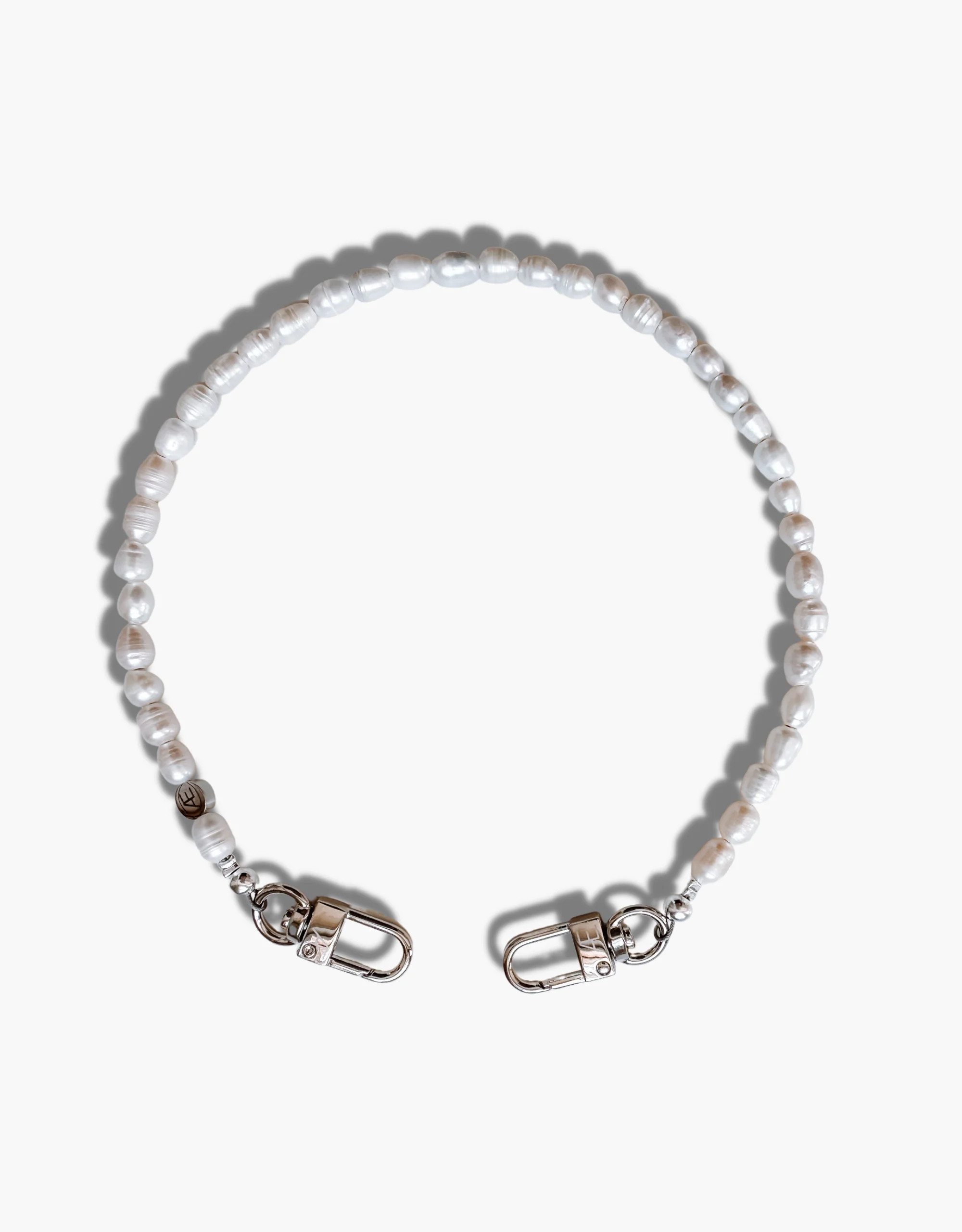 Pearl Phone Wristlet - Image 9