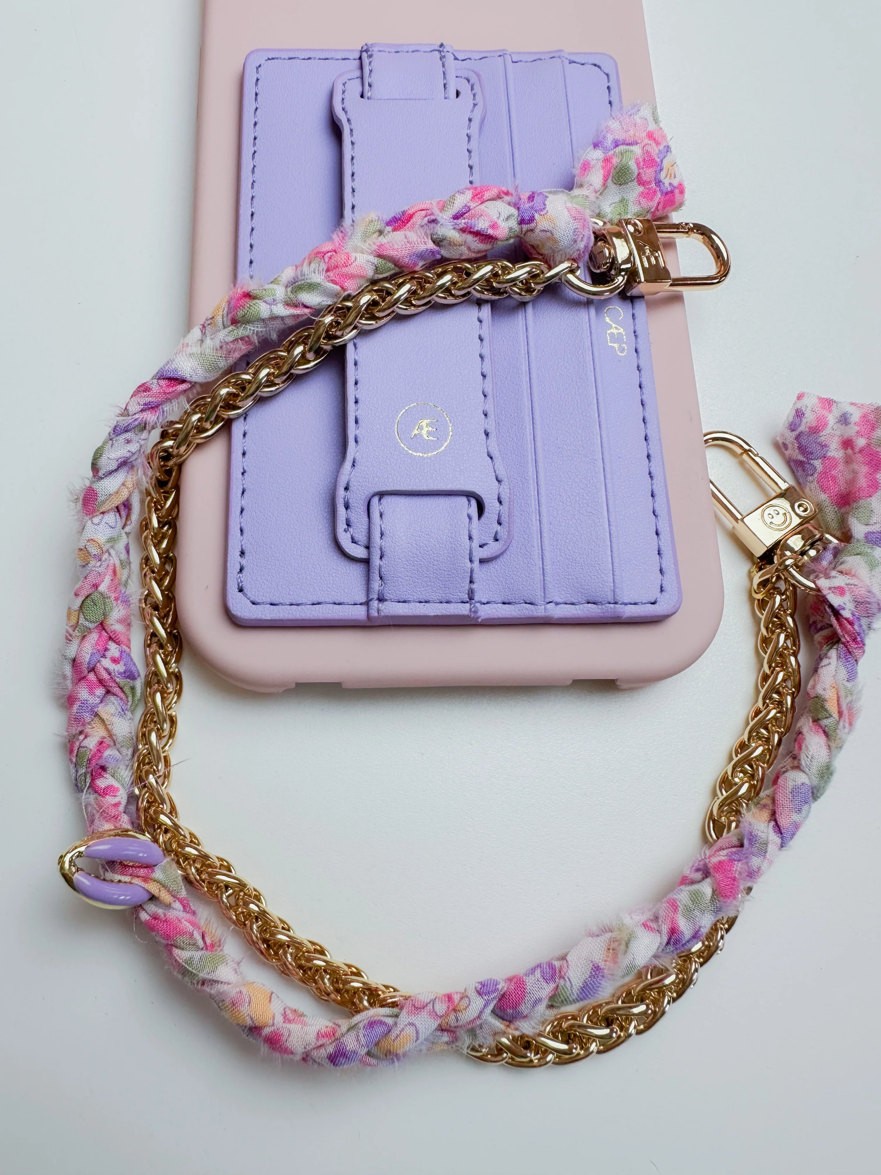 Lavender Hoop Wallet - Final Sale - Image 4