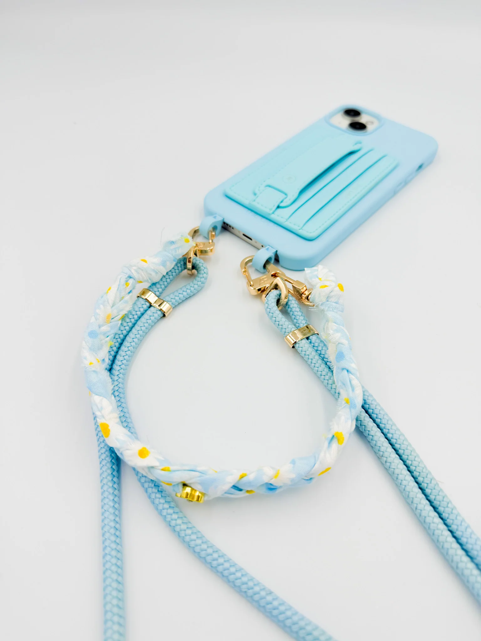 Light Blue Hoop Wallet - MagSafe (RFID) - Image 5
