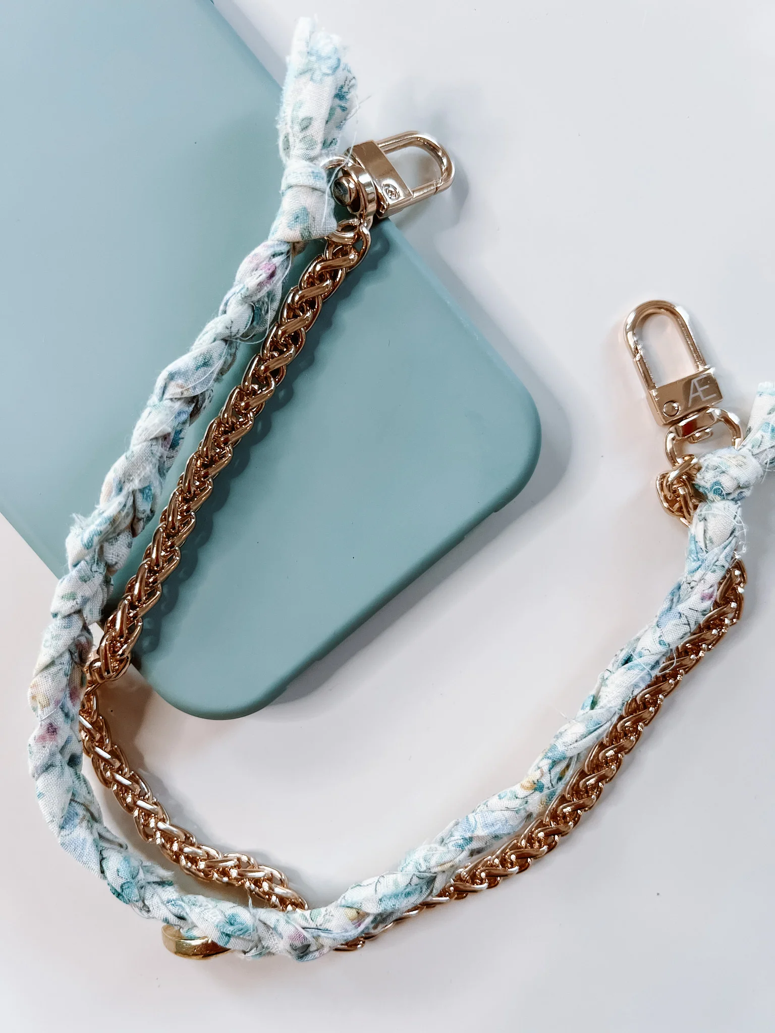 Lily Wristlet - Image 6
