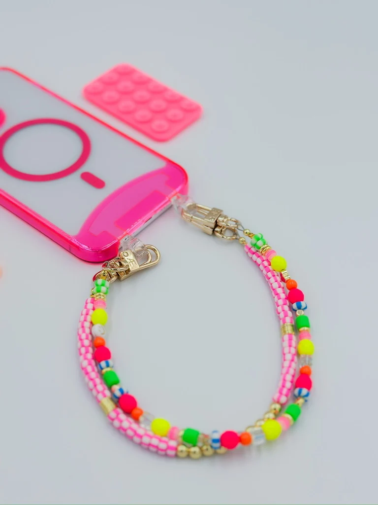 Nova Phone Wristlet - Image 6