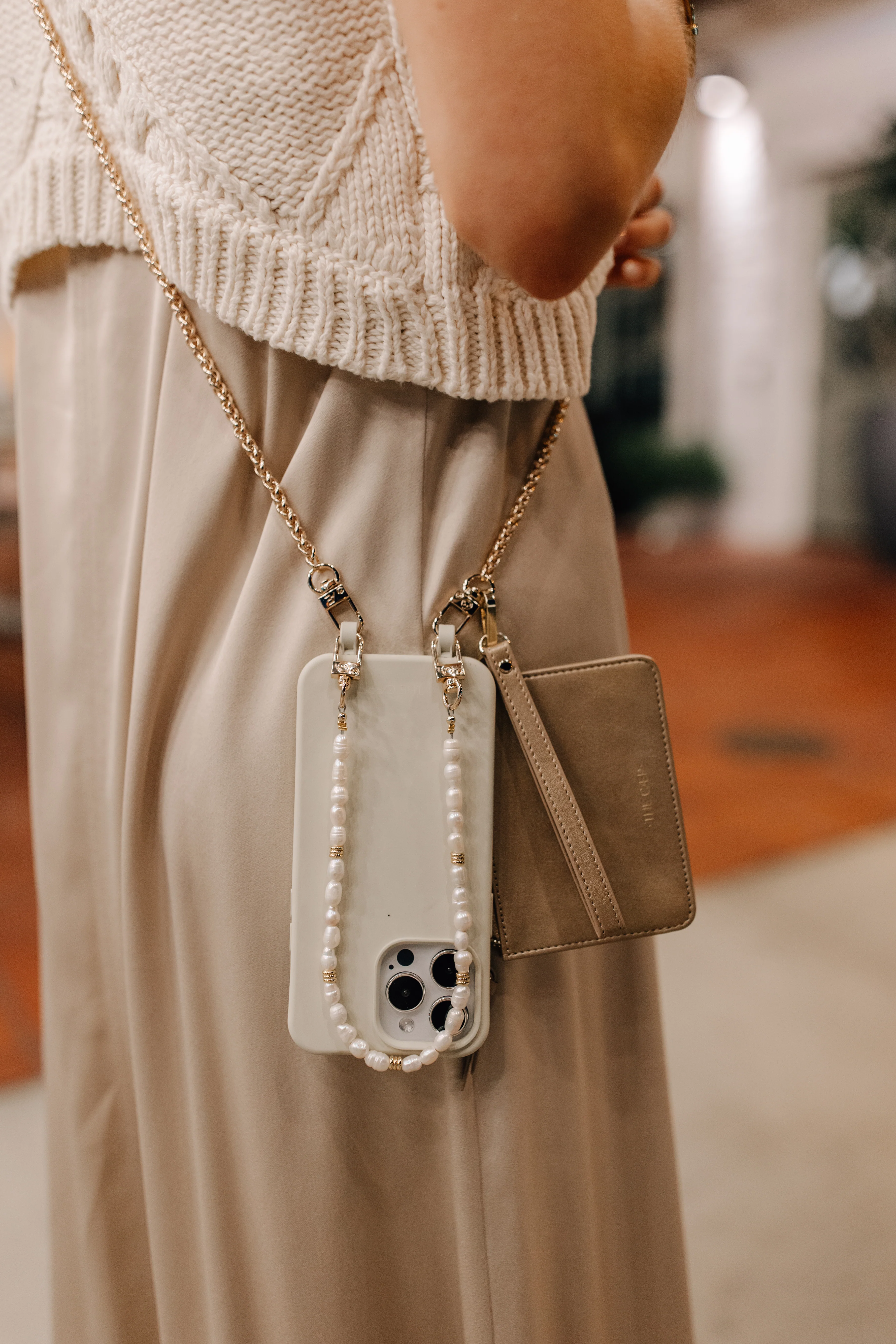 Pearl Minimal Wristlet - Image 3