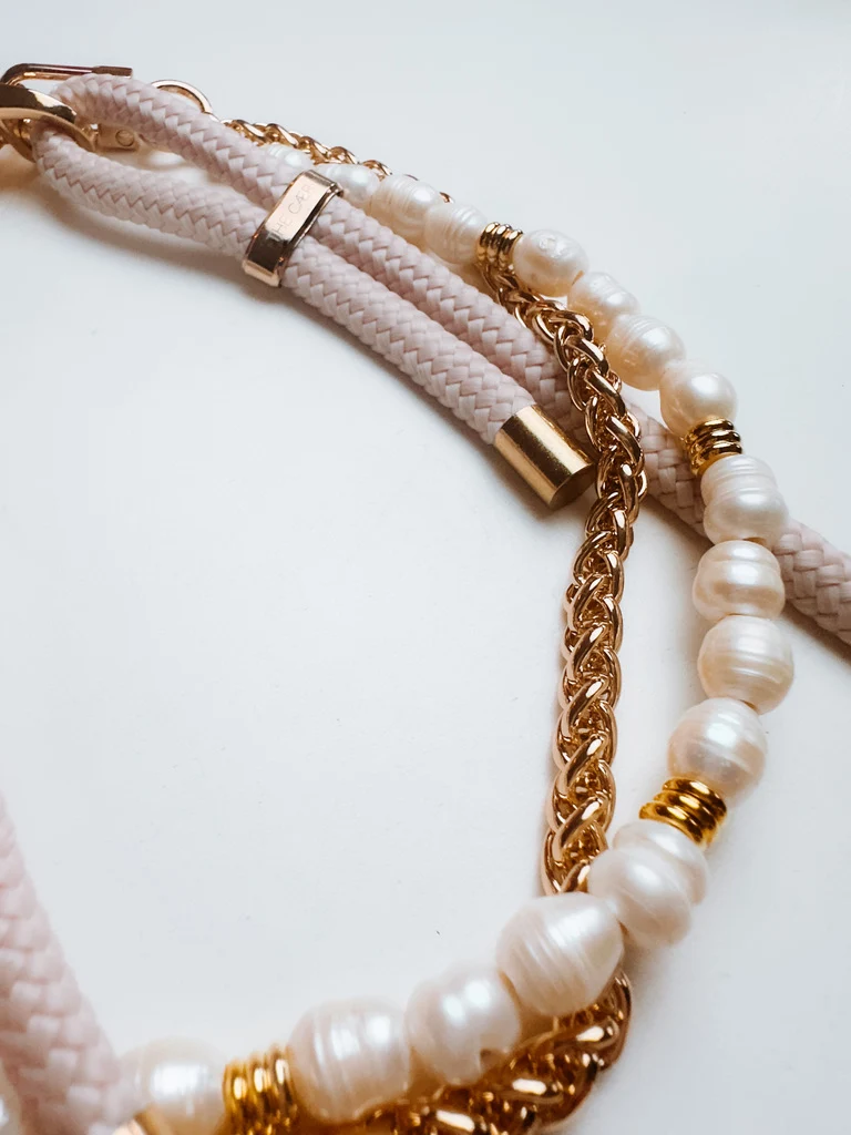 Pearl Minimal Wristlet - Image 9