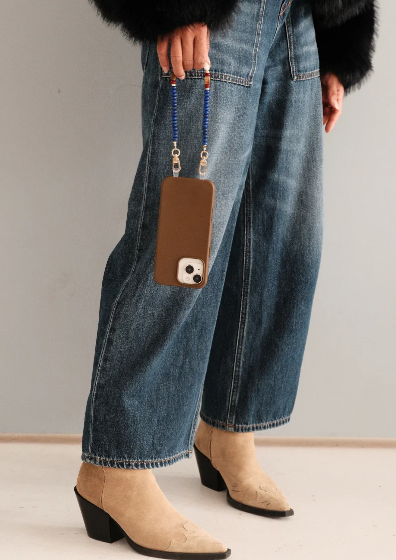 Sedona Phone Wristlet - Image 3