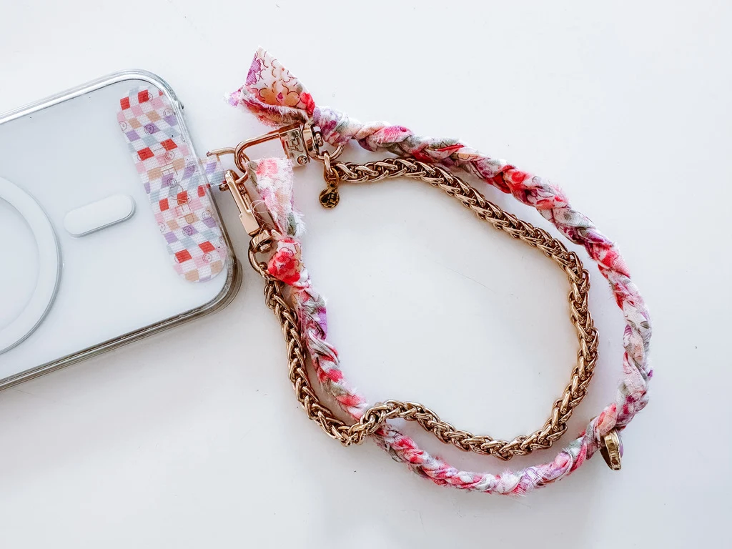 Zara Phone Wristlet - Image 4